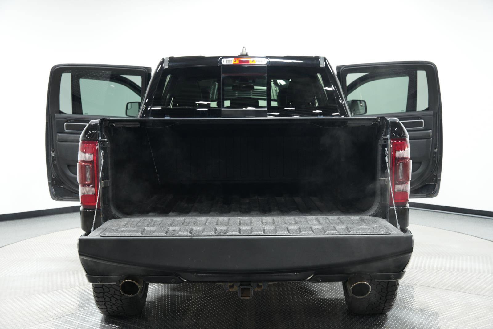 Used 2019 RAM 1500 Laramie w/ Sport Appearance Package image 13
