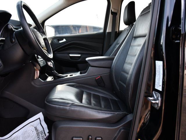 Used 2018 Ford Escape Titanium image 12