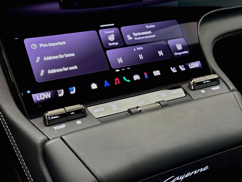 New 2026 Porsche Cayenne Turbo AWD/4WD image 22
