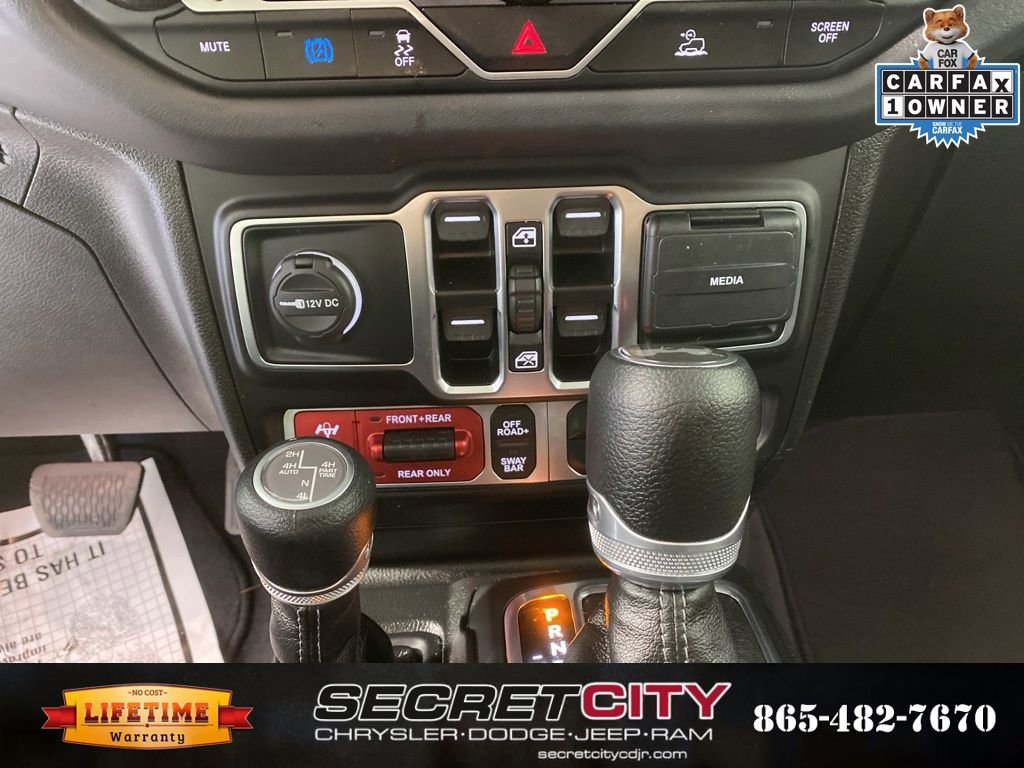 Used 2025 Jeep Wrangler Unlimited Rubicon 4xe w/ Convenience Group image 23