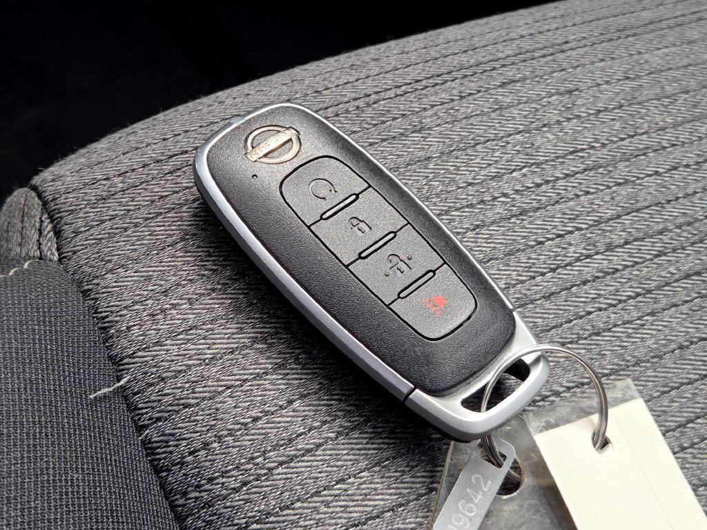 Certified 2023 Nissan Rogue SV AWD/4WD image 36