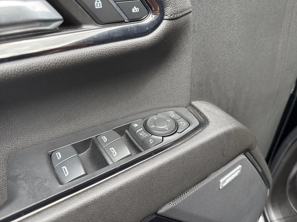 Used 2024 GMC Sierra 2500 AT4 w/ AT4 Preferred Package AWD/4WD image 14