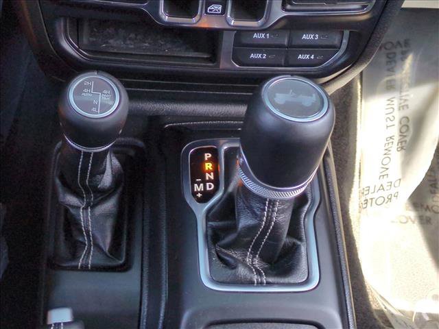 Certified 2023 Jeep Wrangler Sahara w/ Cold Weather Group image 12