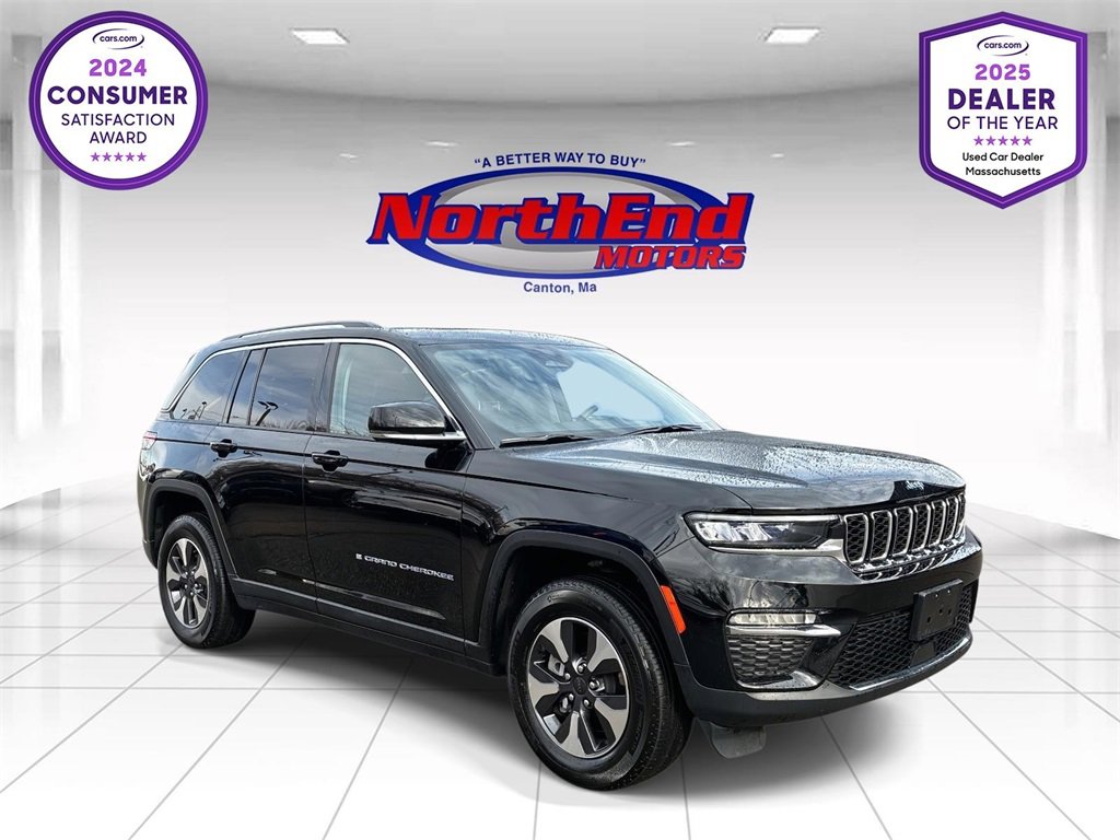 Used 2023 Jeep Grand Cherokee 4WD 4xe image 1