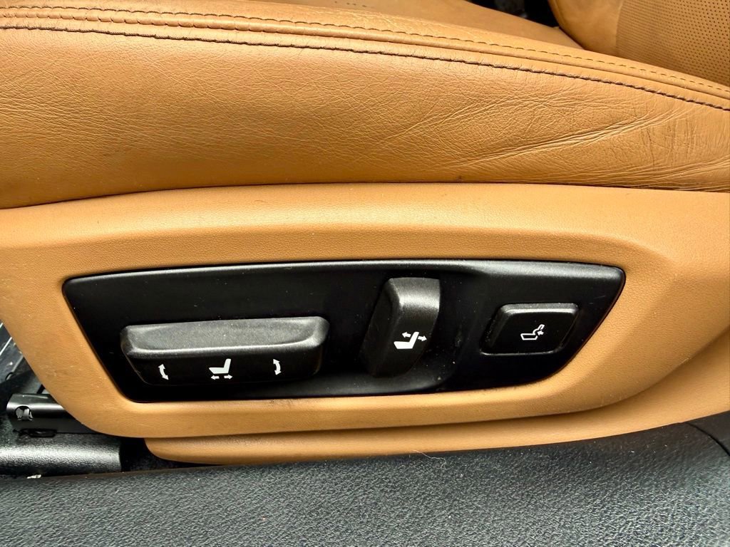 Used 2013 Lexus GS 350 AWD w/ Premium Pkg image 18