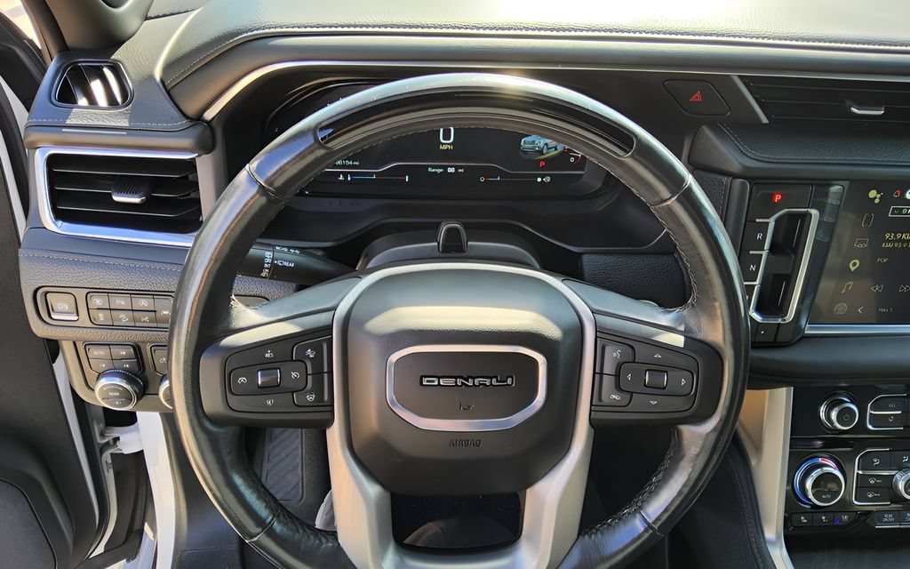 Used 2024 GMC Yukon Denali w/ Denali Reserve Package AWD/4WD image 20