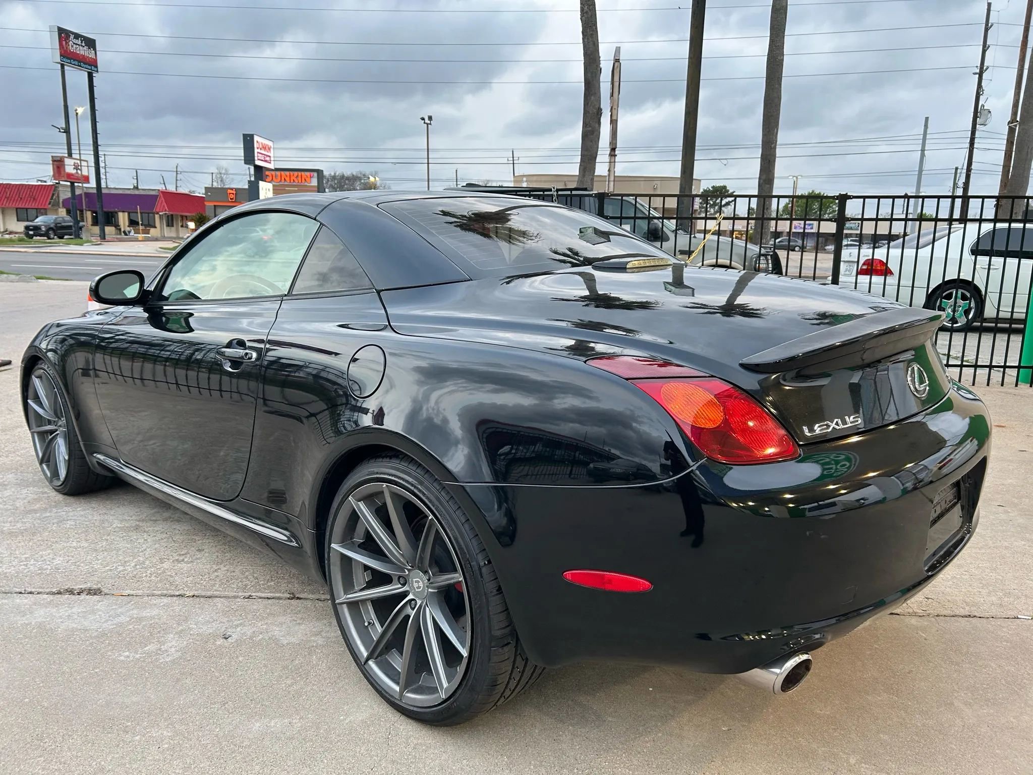 Used 2005 Lexus SC 430 Convertible image 4