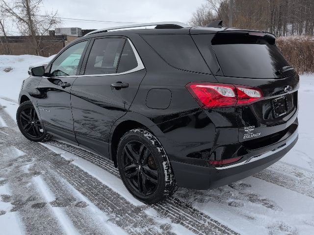 Used 2020 Chevrolet Equinox LT w/ Midnight Edition image 3