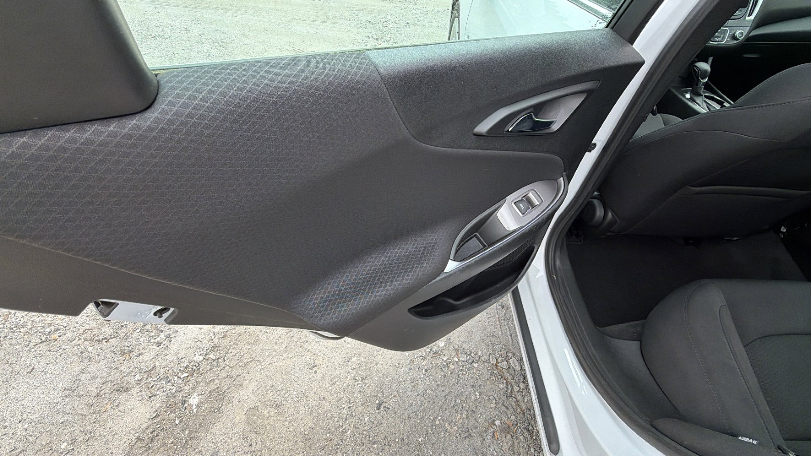 Used 2021 Chevrolet Malibu LS FWD image 22