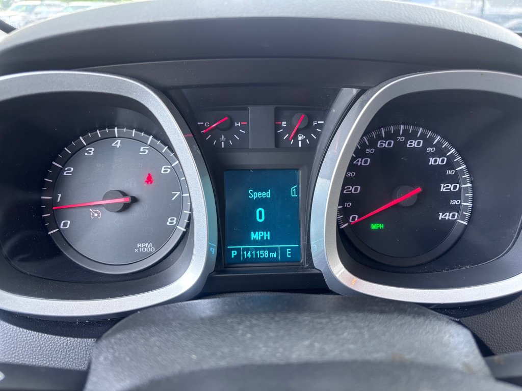 Used 2012 Chevrolet Equinox LT AWD/4WD image 16