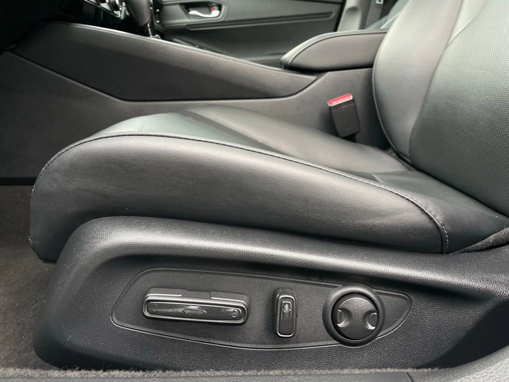 Certified 2025 Honda Accord Sport image 25