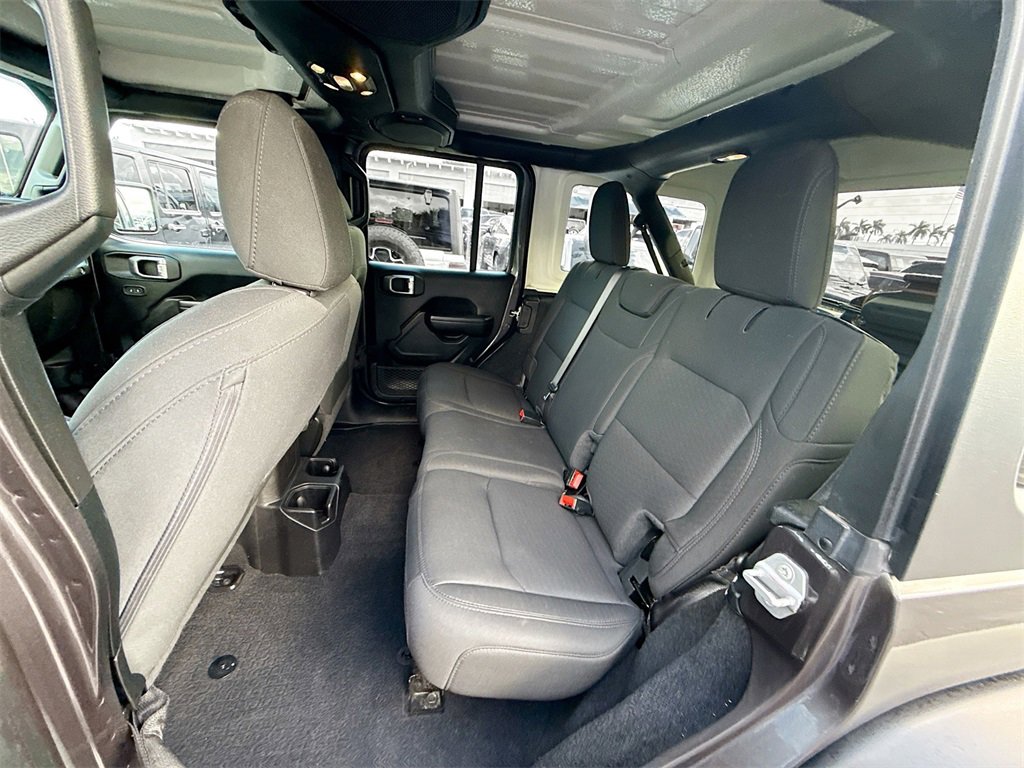 Used 2021 Jeep Wrangler Unlimited Sport image 26