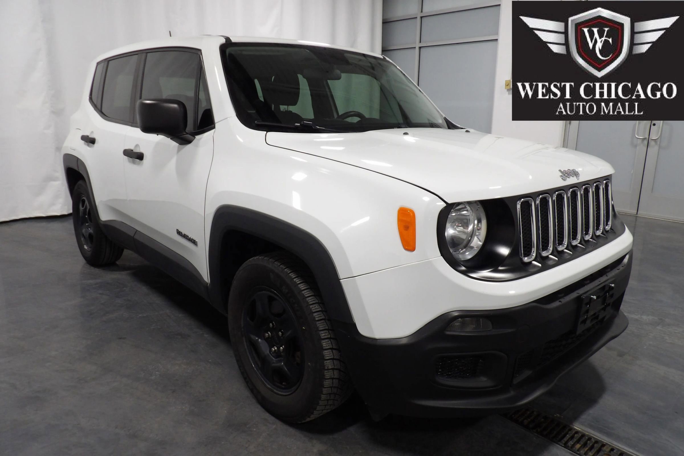 Used 2017 Jeep Renegade Sport w/ Power & Air Group image 2