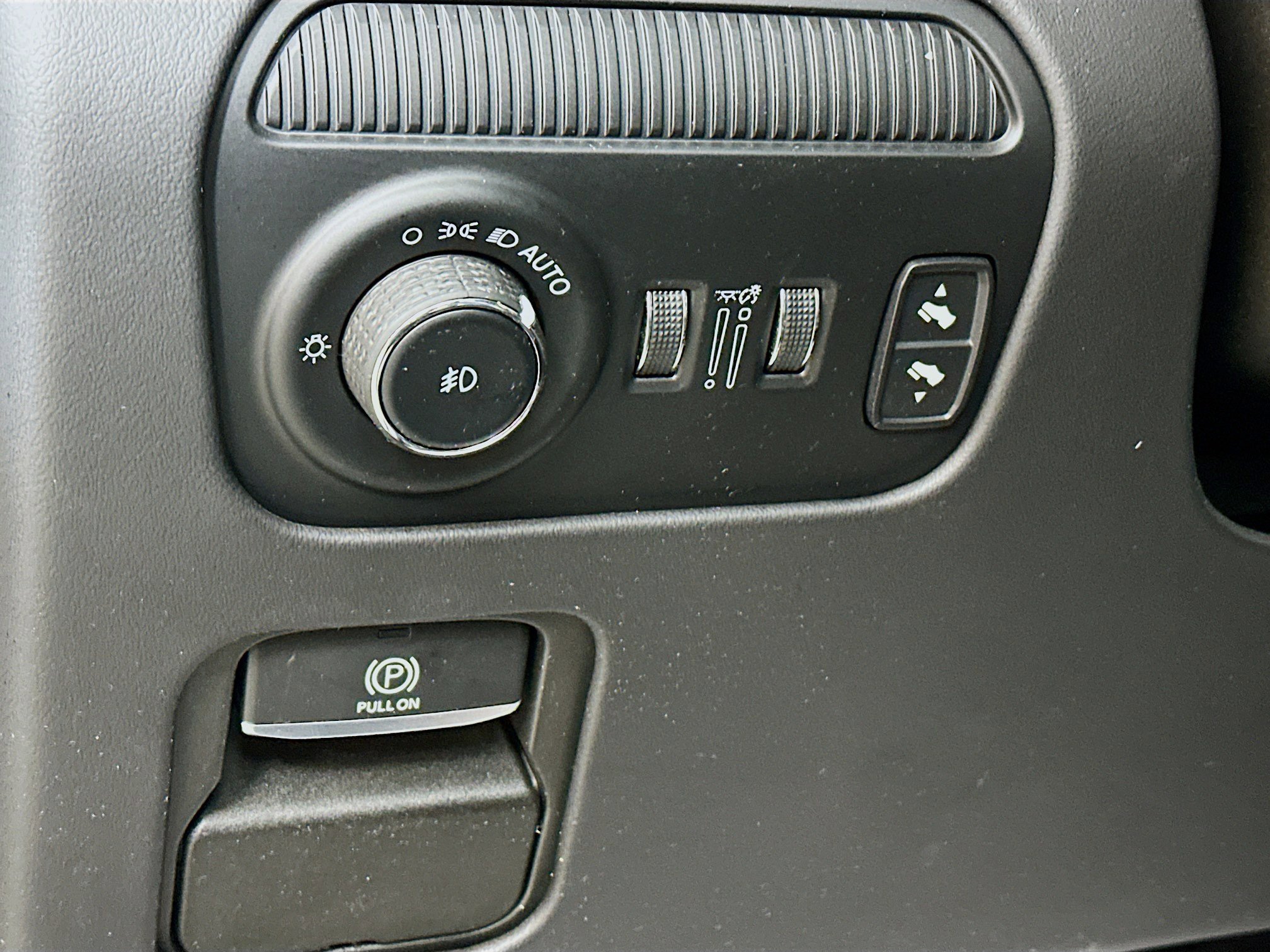 Used 2023 Jeep Grand Wagoneer Series III w/ Quick Order Packagew 28T image 10