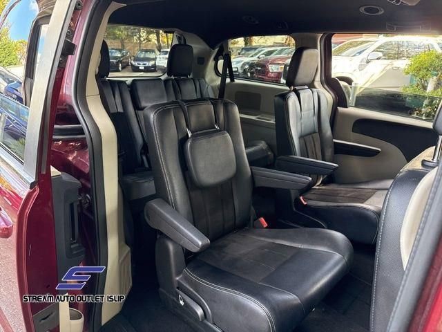 Used 2019 Dodge Grand Caravan SXT image 20