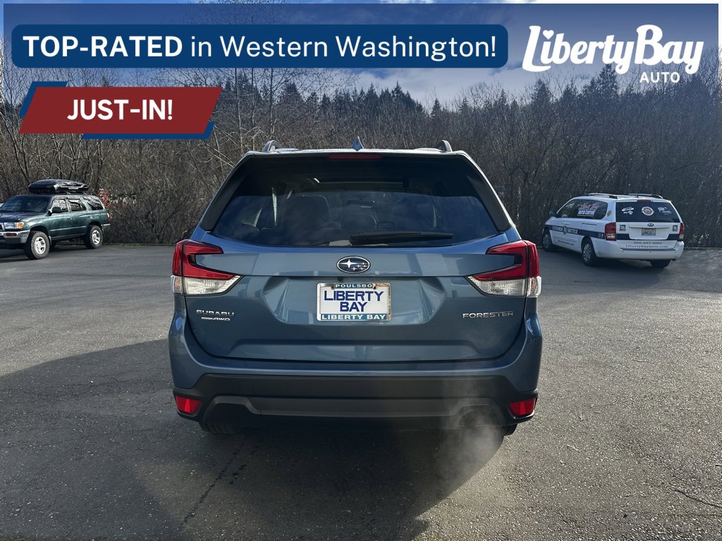 Used 2020 Subaru Forester Premium image 11