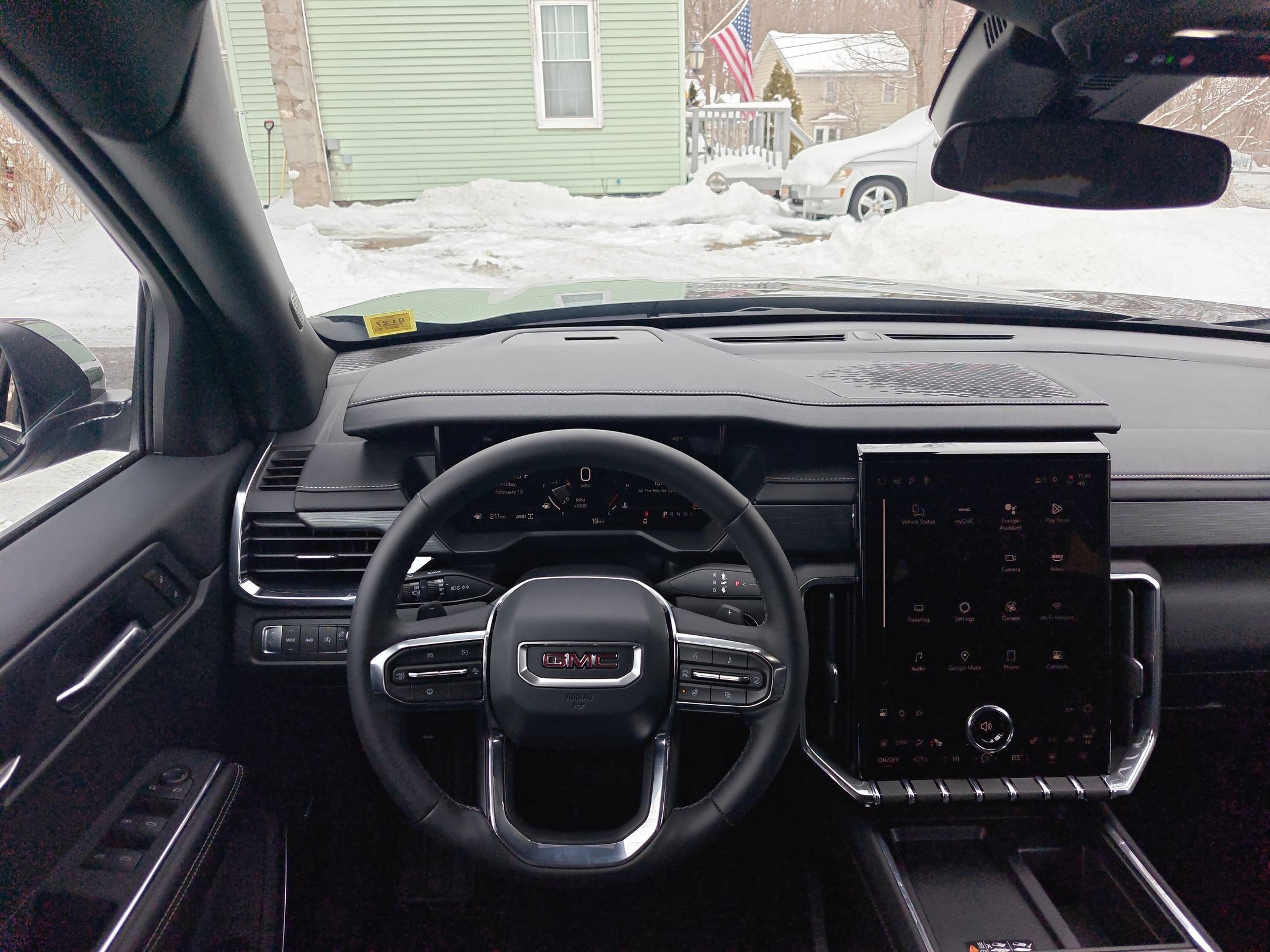 Used 2025 GMC Acadia Elevation w/ LPO, Floor Liner Package image 4