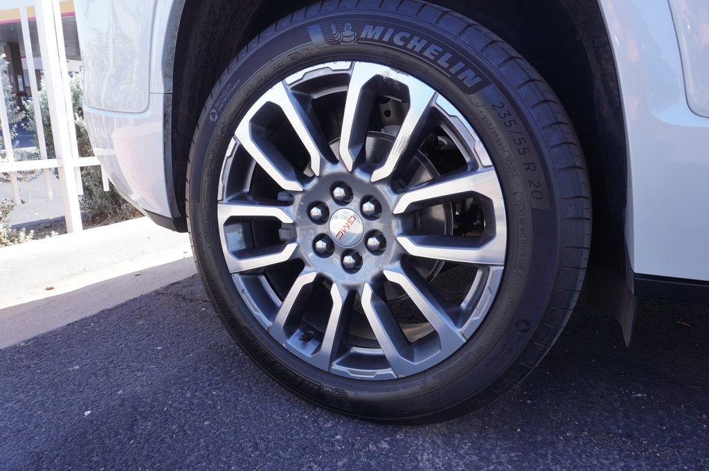 Used 2021 GMC Acadia Denali w/ Denali Technology Package FWD image 6