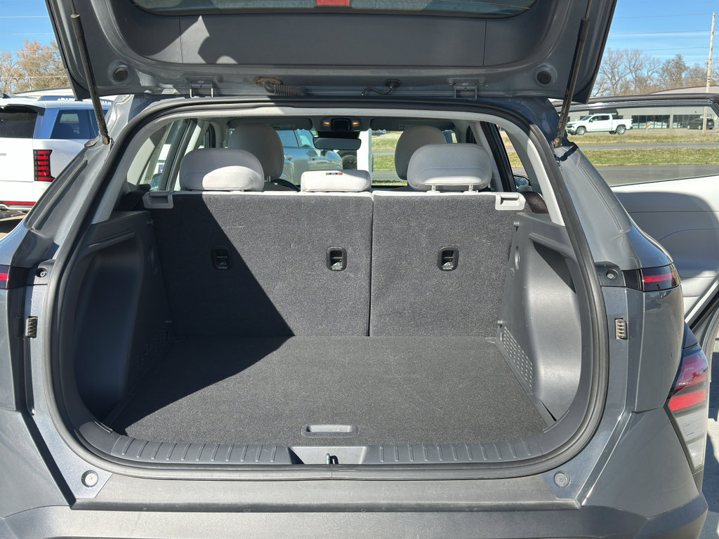 Certified 2024 Hyundai Kona SE image 32