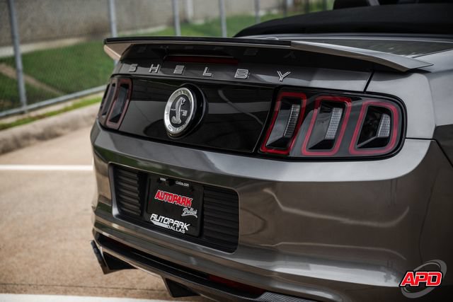 Used 2014 Ford Mustang Shelby GT500 w/ Equipment Group 821A RWD image 32
