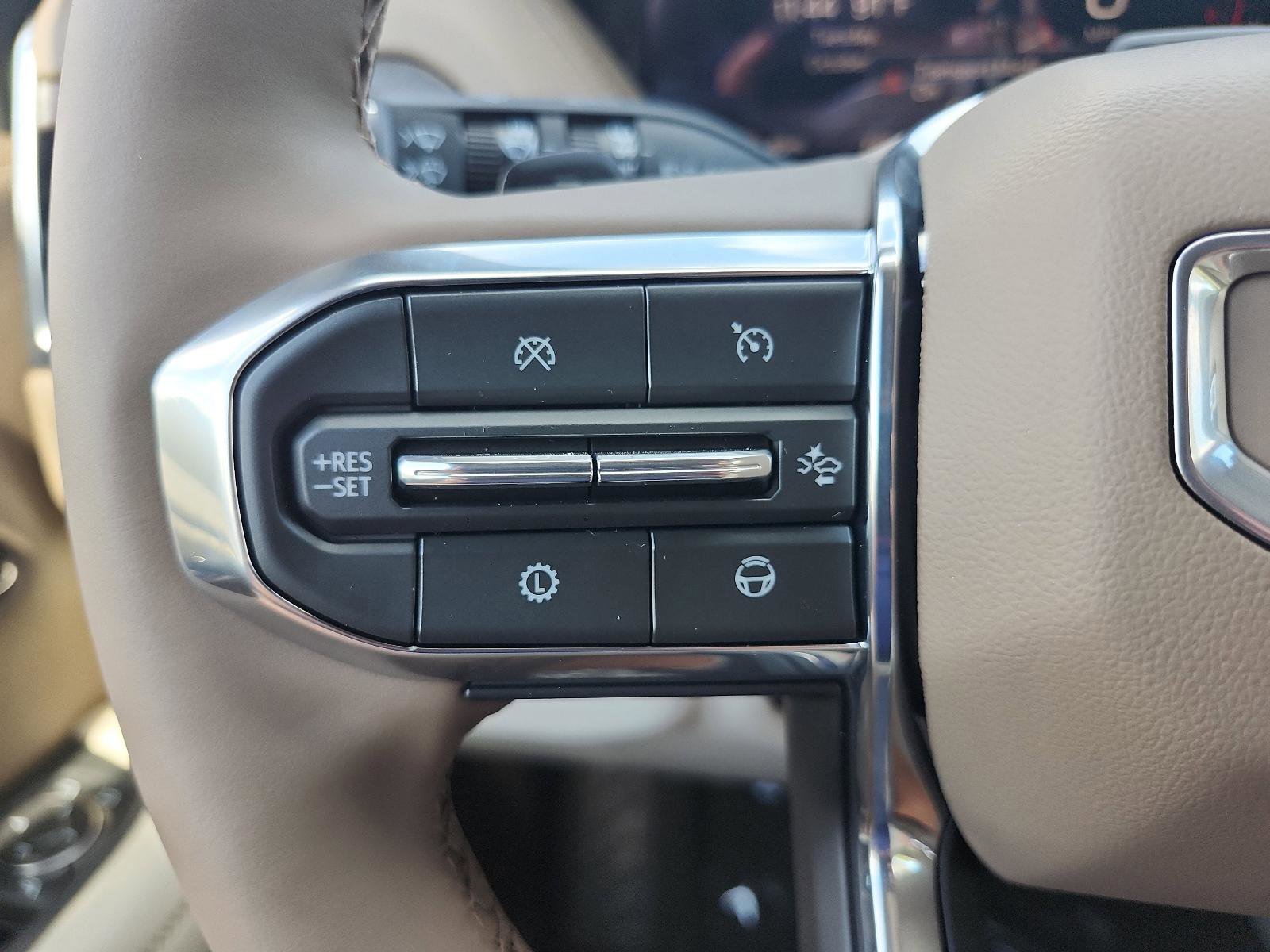 New 2026 GMC Yukon XL Denali w/ Denali Reserve Package image 21