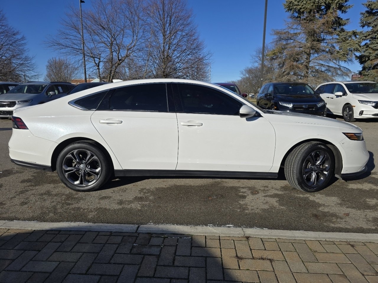 Certified 2023 Honda Accord EX image 19