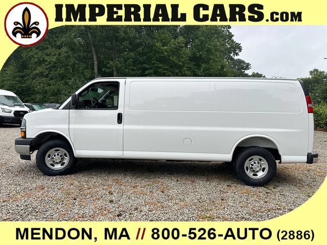 New 2026 Chevrolet Express 3500 Extended w/ Driver Convenience Package RWD image 6