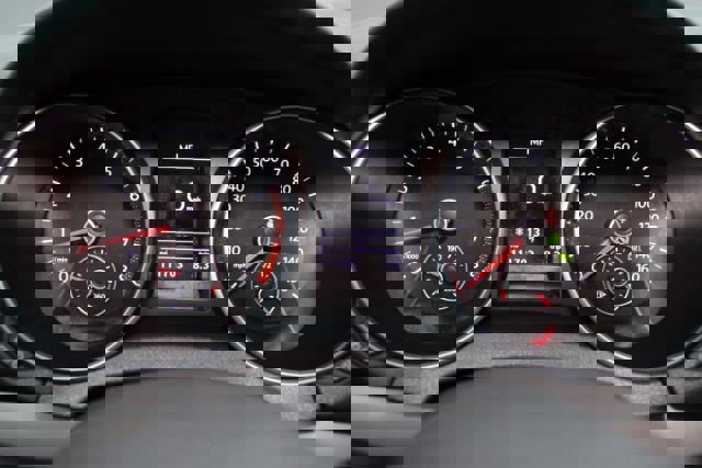 Used 2014 Volkswagen Golf 2.5L image 14