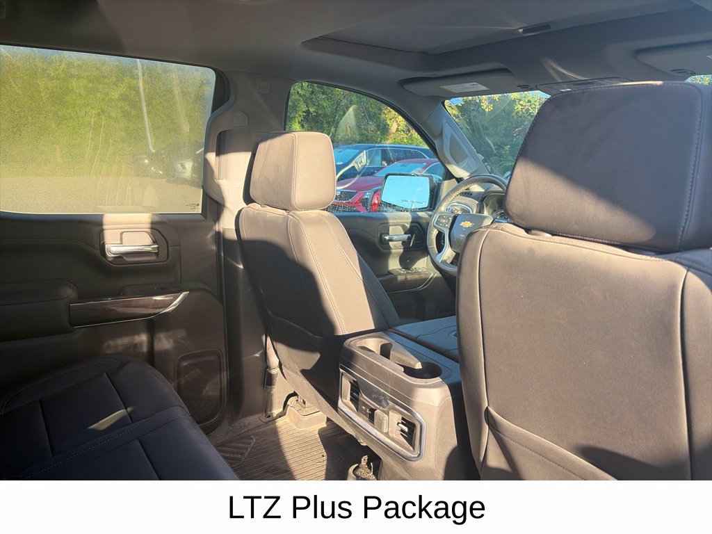 Used 2022 Chevrolet Silverado 1500 LTZ w/ LTZ Premium Package AWD/4WD image 14