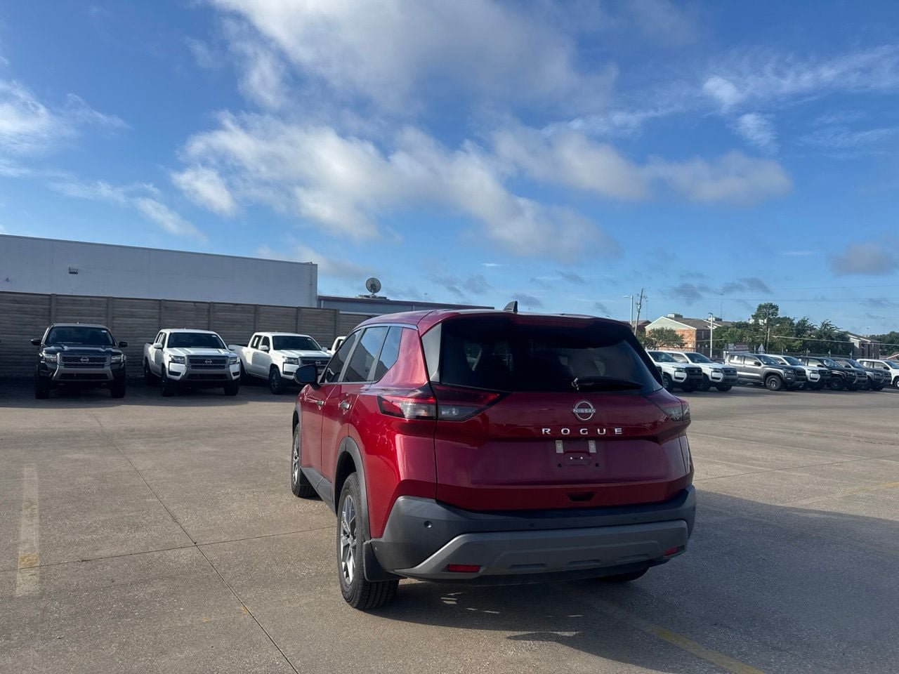 Certified 2023 Nissan Rogue S FWD image 15
