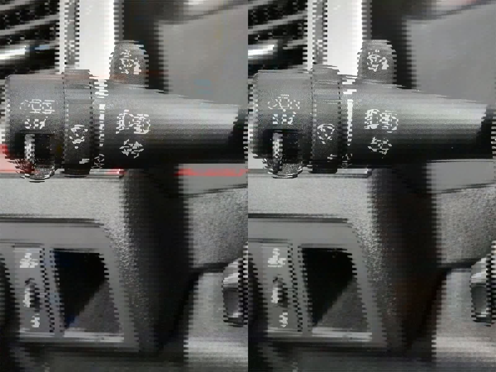 Used 2012 Cadillac Escalade Luxury image 29