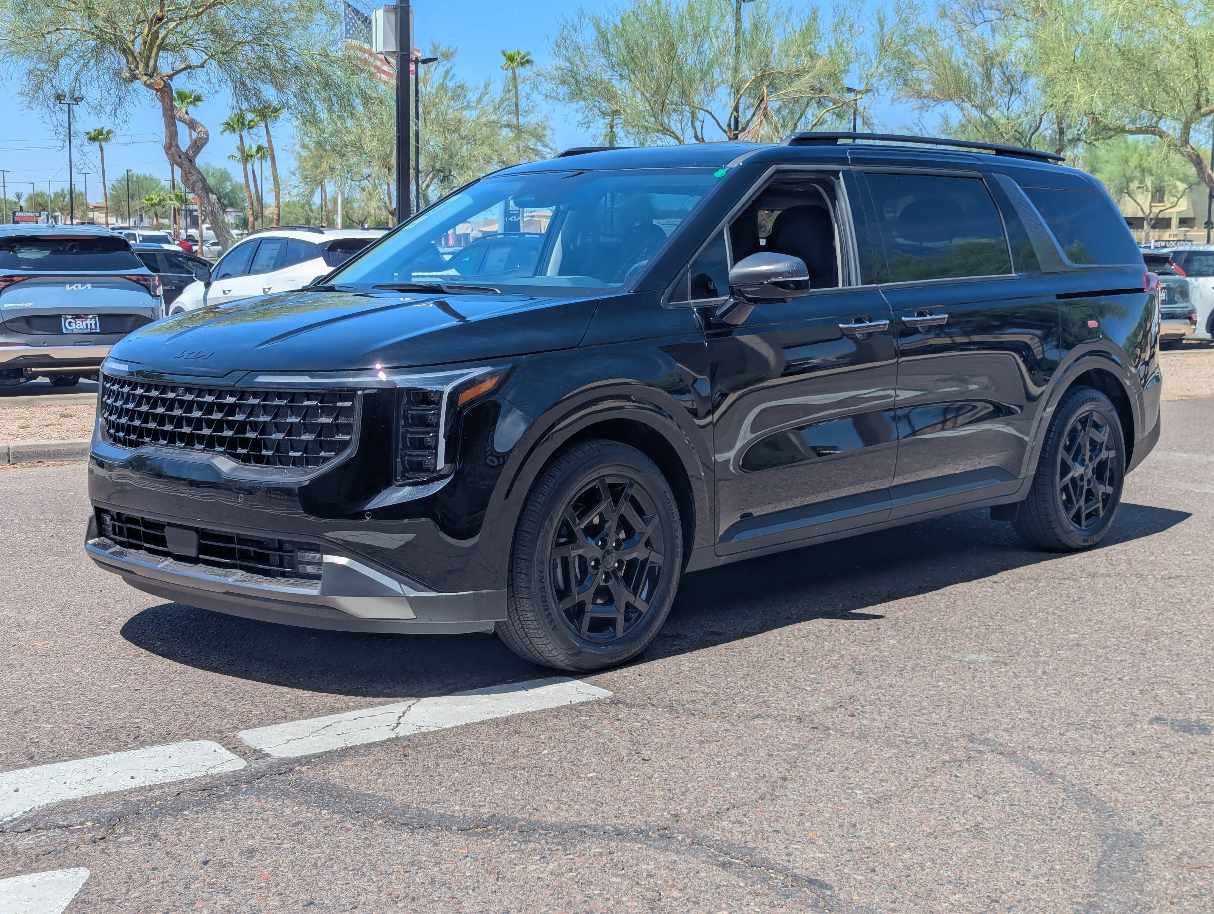 New 2025 Kia Carnival SX Prestige image 6