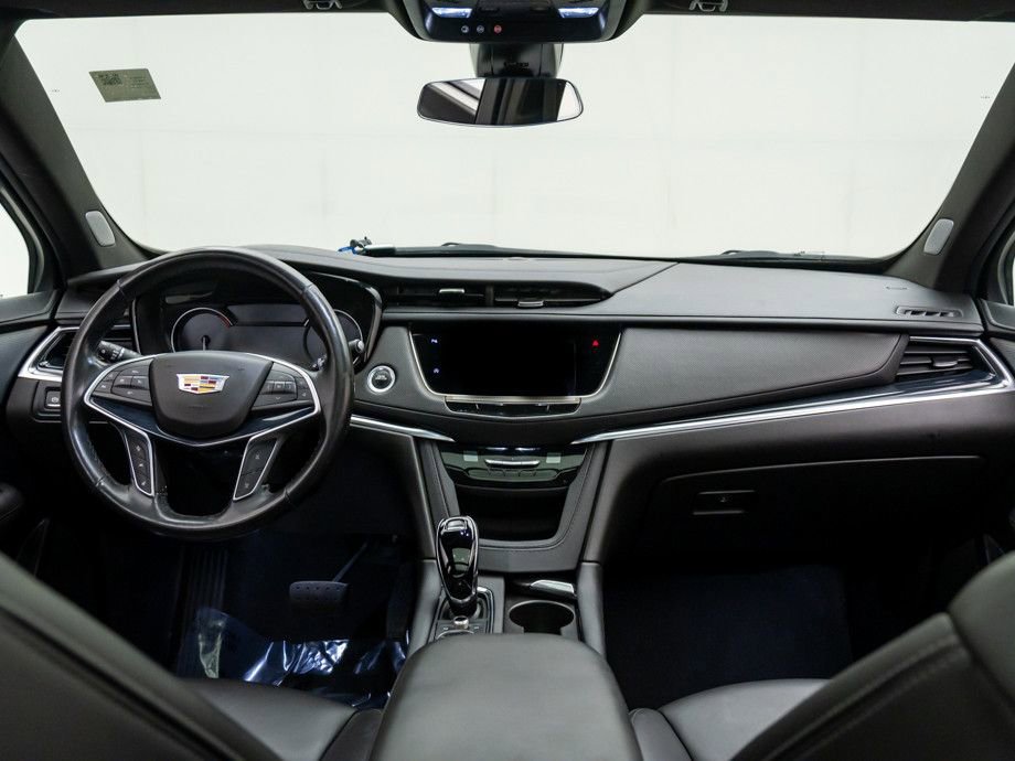 Certified 2024 Cadillac XT5 Premium Luxury w/ LPO, Floor Liner Package image 12