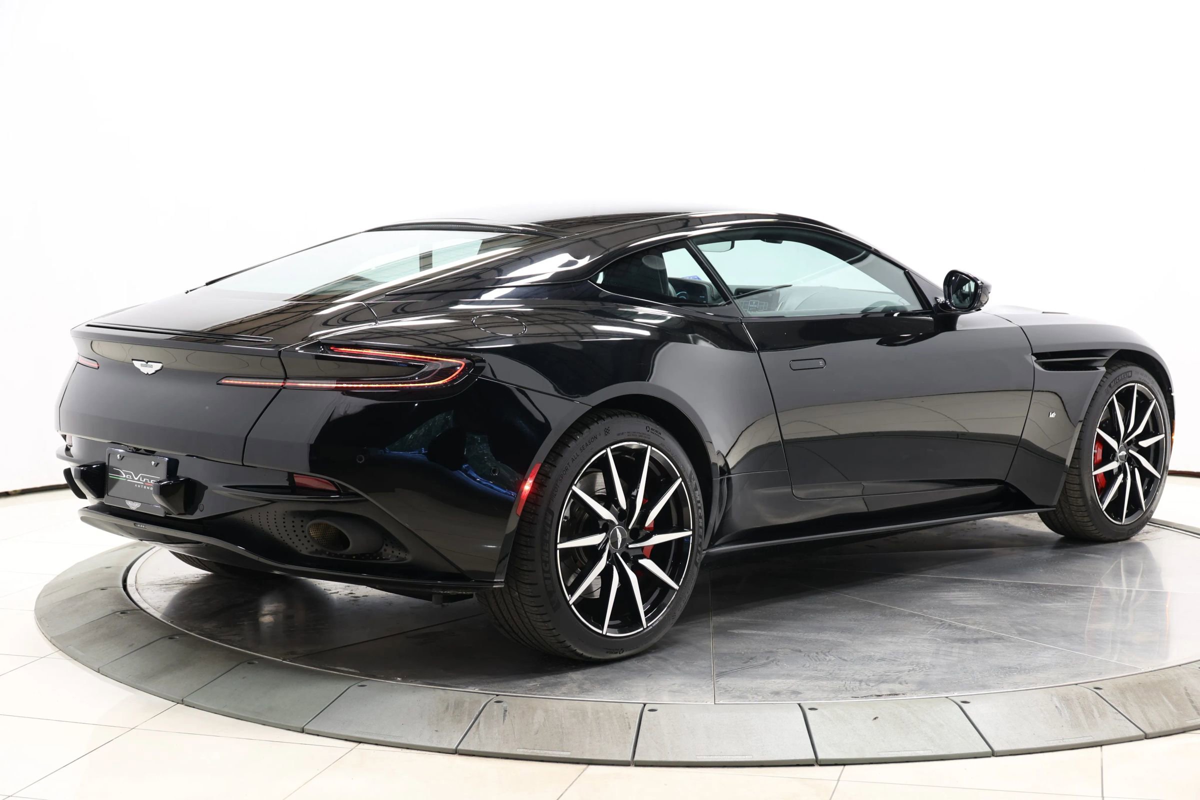 Used 2018 Aston Martin DB11 V12 image 56