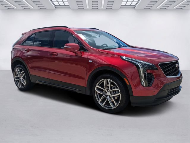 Used 2022 Cadillac XT4 Sport w/ Comfort Package FWD image 1