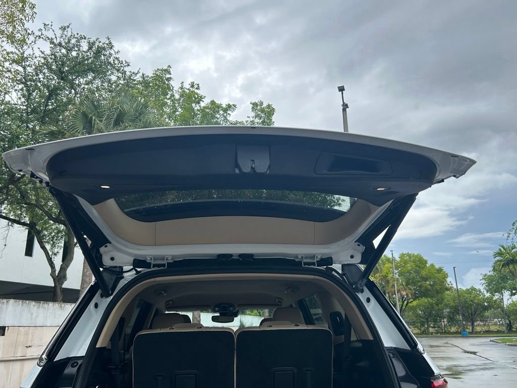 Certified 2022 Jeep Grand Cherokee L Limited RWD image 45