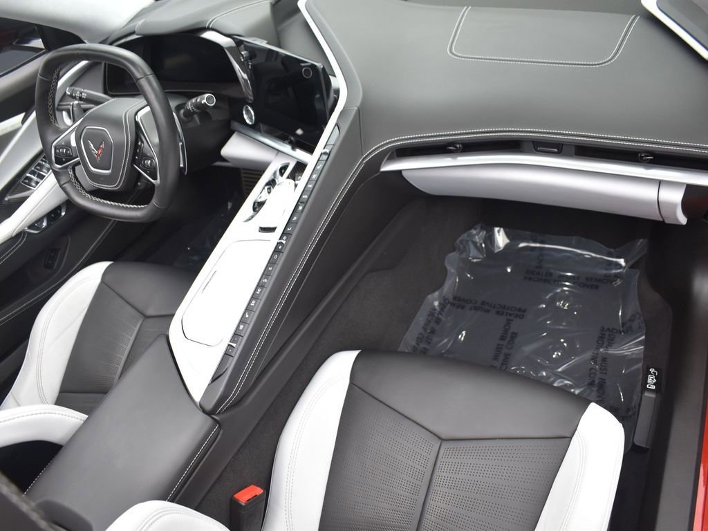 Used 2021 Chevrolet Corvette Stingray Premium Conv w/ Z51 Performance Package image 23