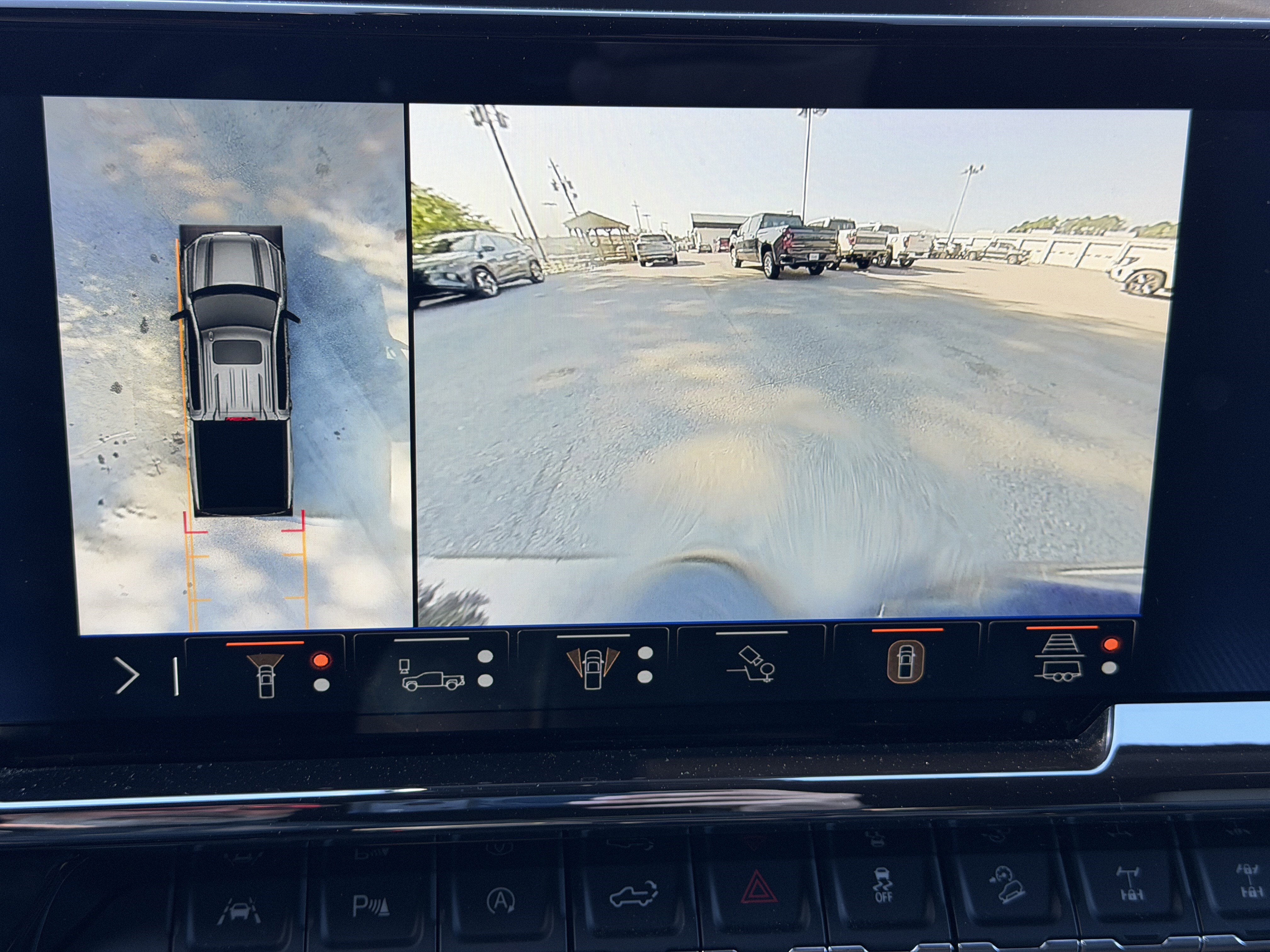 Used 2024 Chevrolet Silverado 1500 ZR2 w/ Technology Package image 17