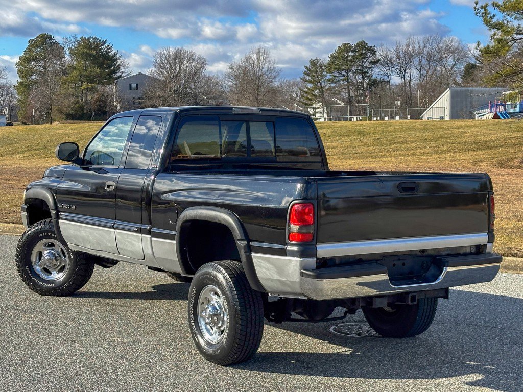 Used 2001 Dodge Ram 2500 Truck SLT image 13
