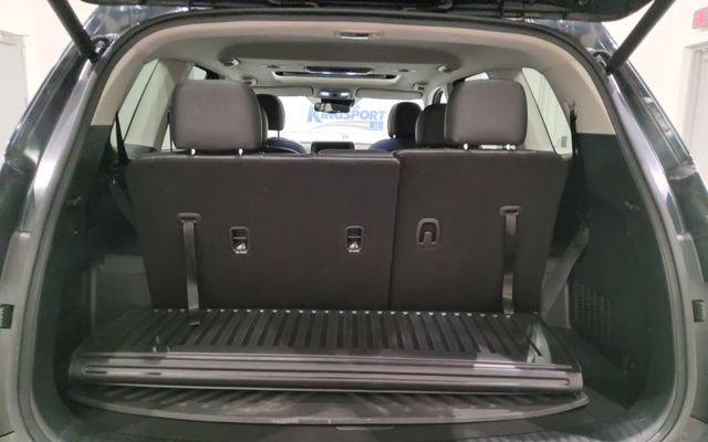 Used 2020 Kia Telluride EX w/ EX Premium Package image 12