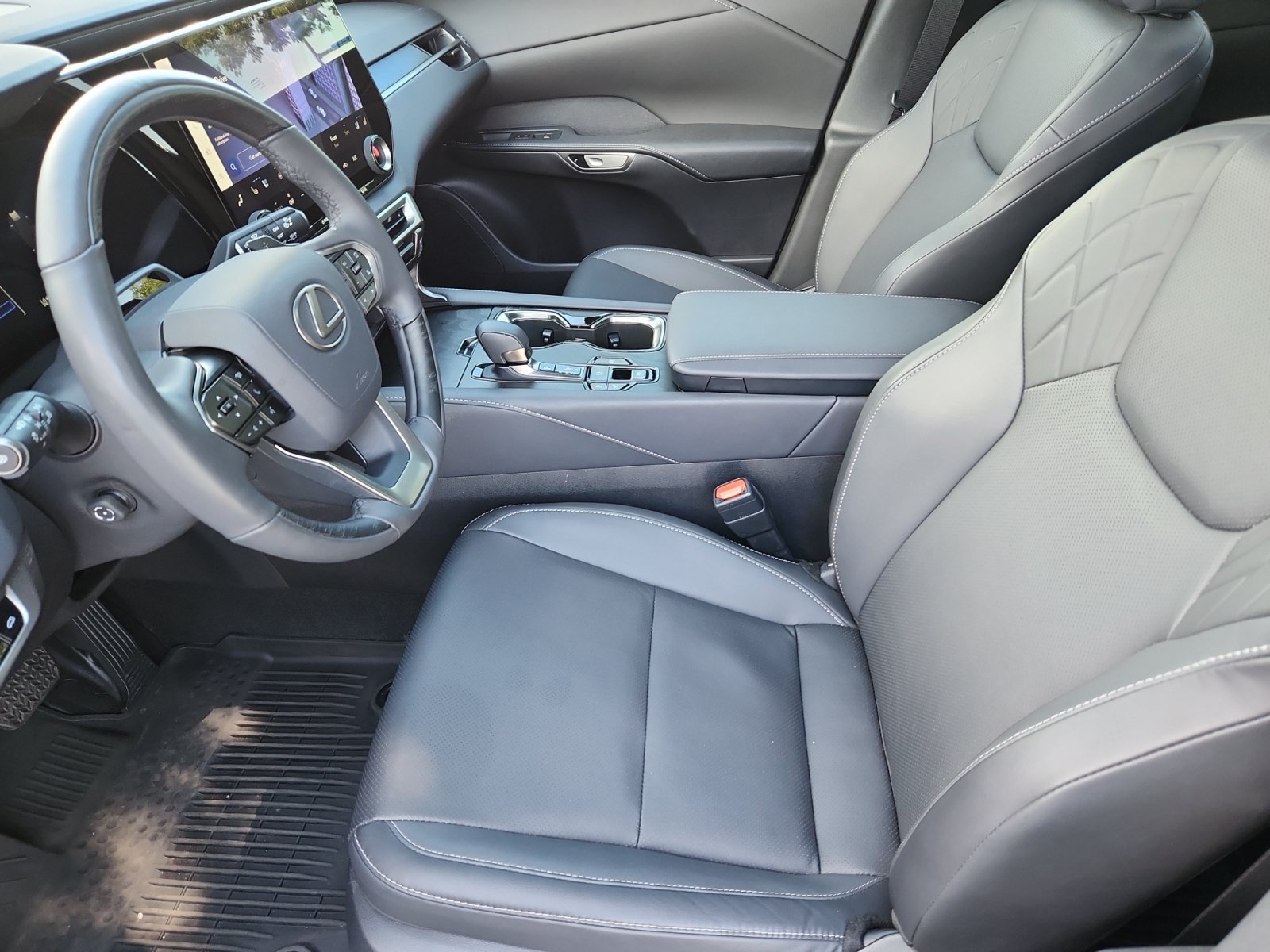 Used 2026 Lexus RX 350h w/ Convenience Package AWD/4WD image 29