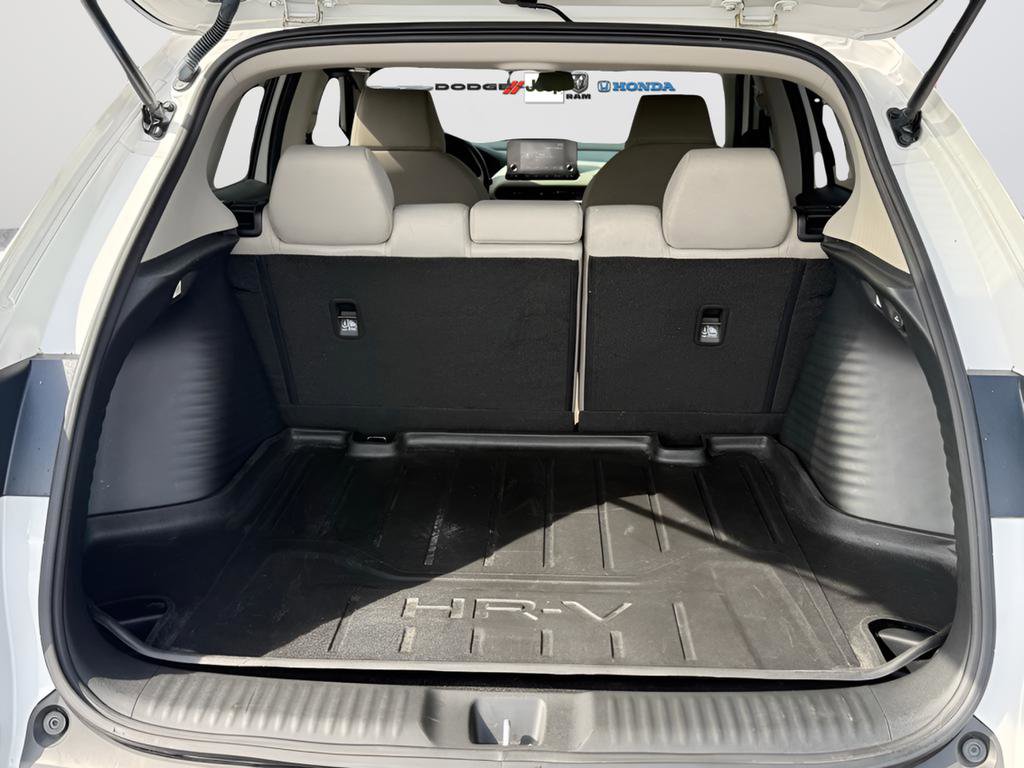 Certified 2024 Honda HR-V LX image 31