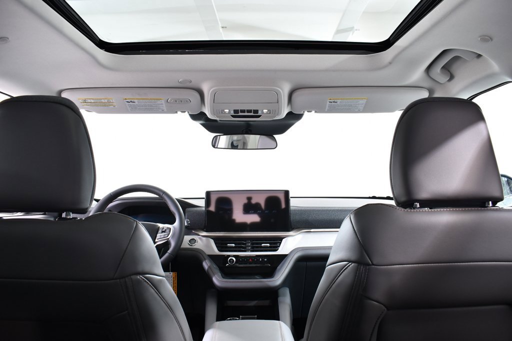 New 2025 Ford Explorer Active w/ Active Comfort Package image 17