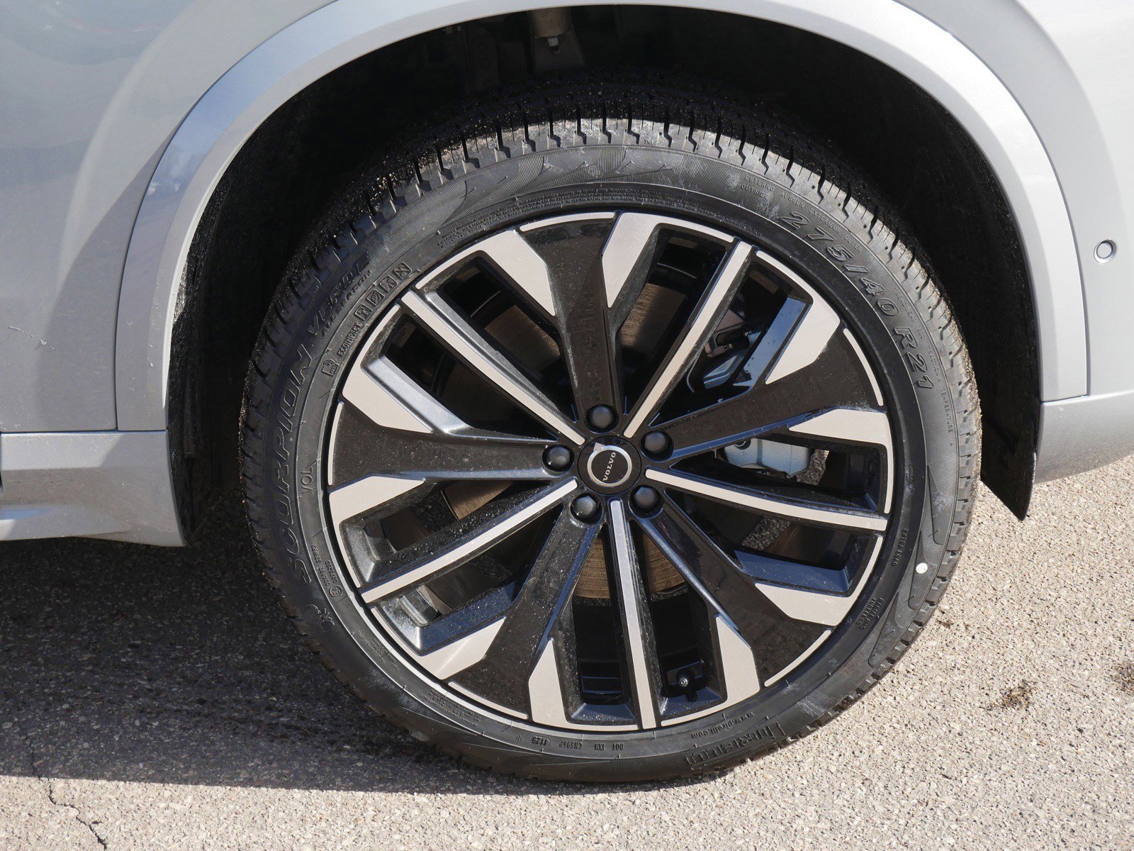 New 2026 Volvo XC90 T8 Ultra w/ Protection Package Premier image 4