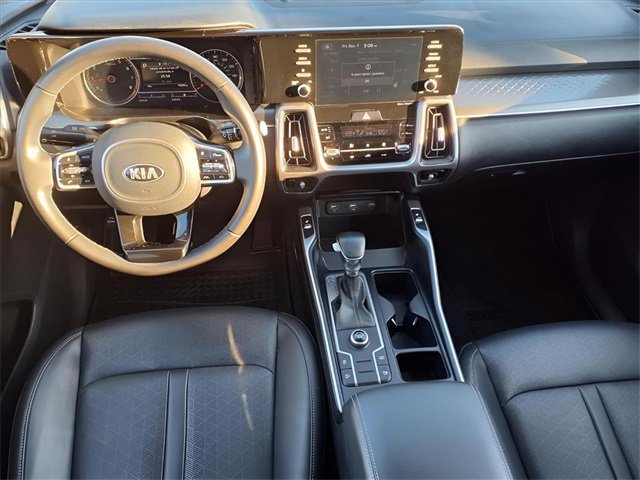 Used 2021 Kia Sorento S image 16