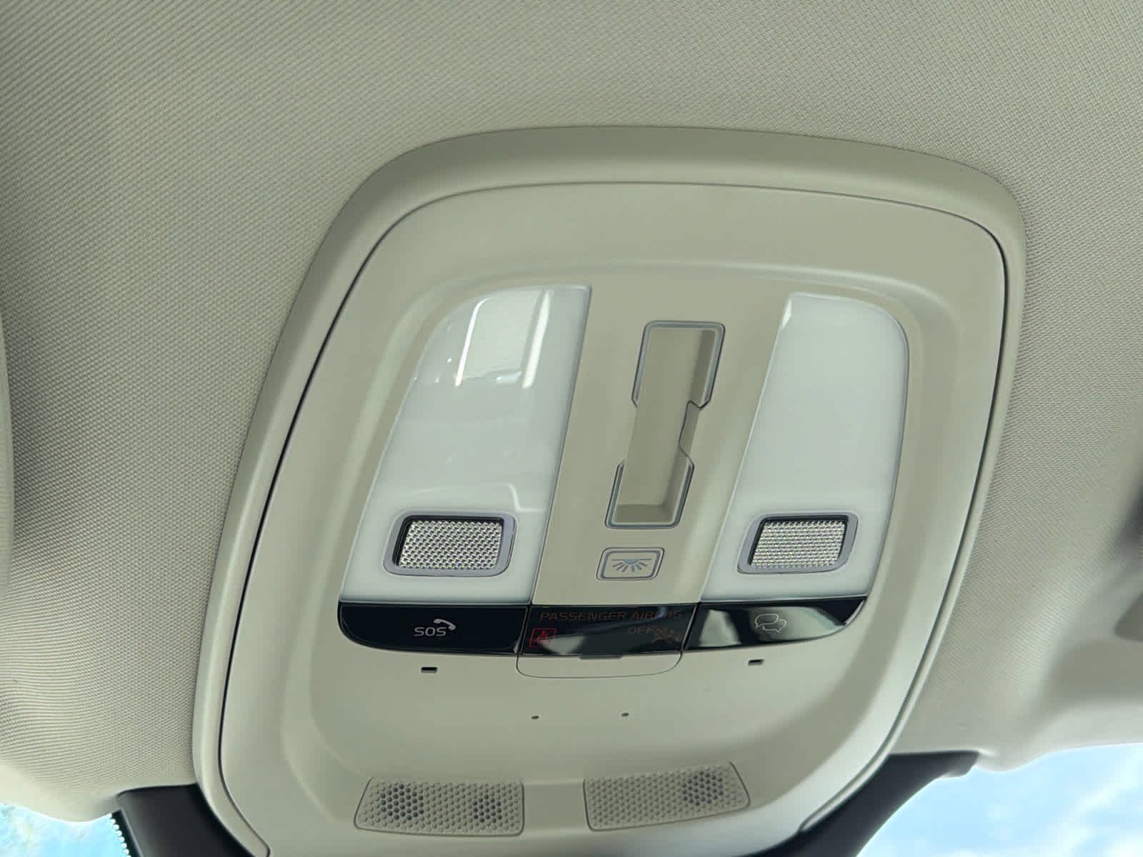 Certified 2023 Volvo XC90 B5 Plus w/ Protection Package Premier image 35