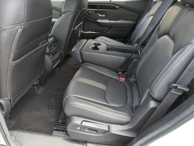 Certified 2024 Honda Pilot Touring image 19