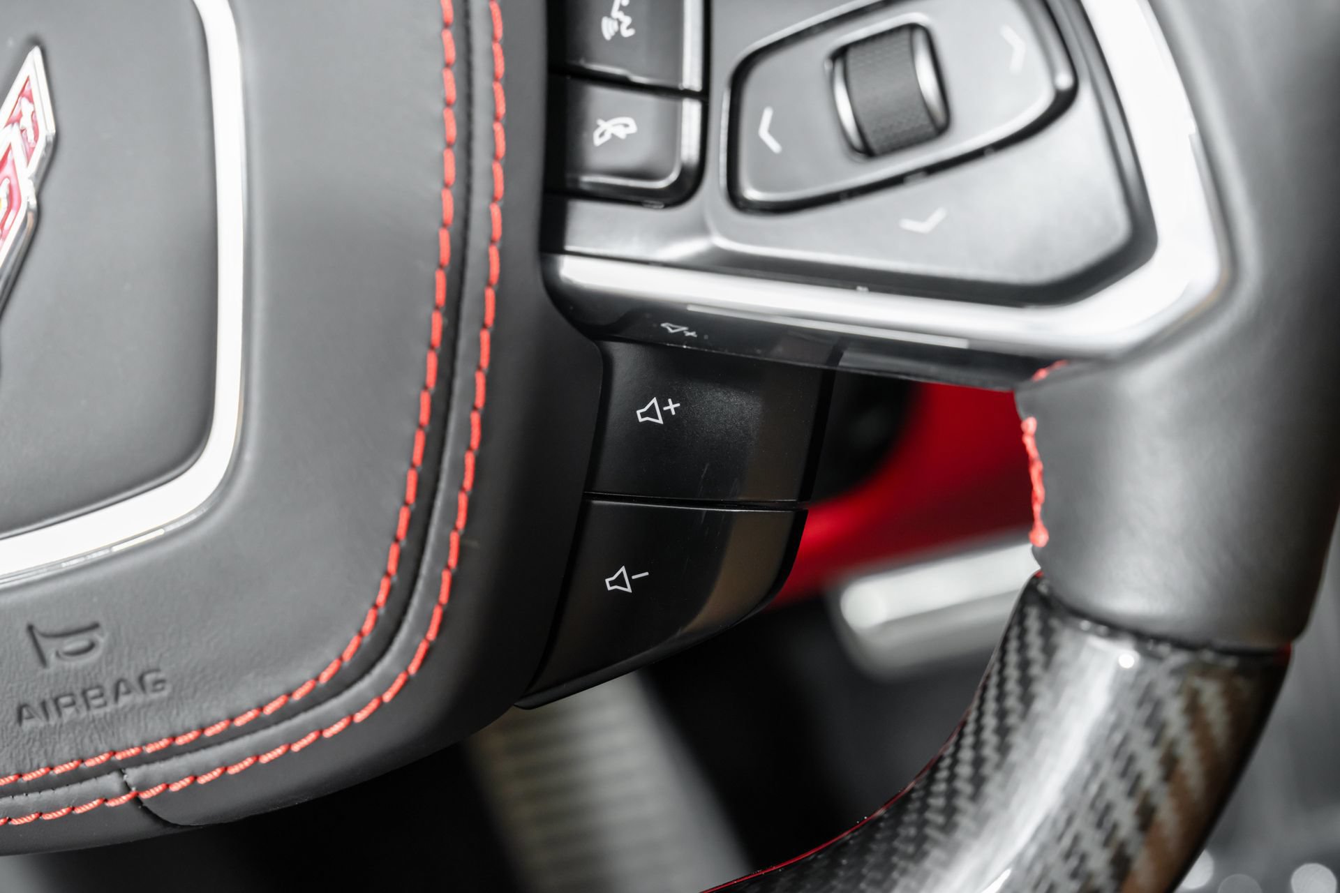 Used 2024 Chevrolet Corvette Z06 RWD image 30