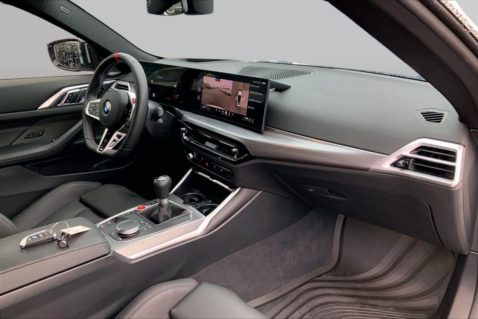 Used 2025 BMW M4 Coupe w/ Executive Package RWD image 18