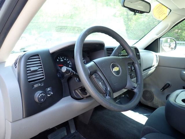 Used 2009 Chevrolet Silverado 1500 W/T w/ LS Package RWD image 16